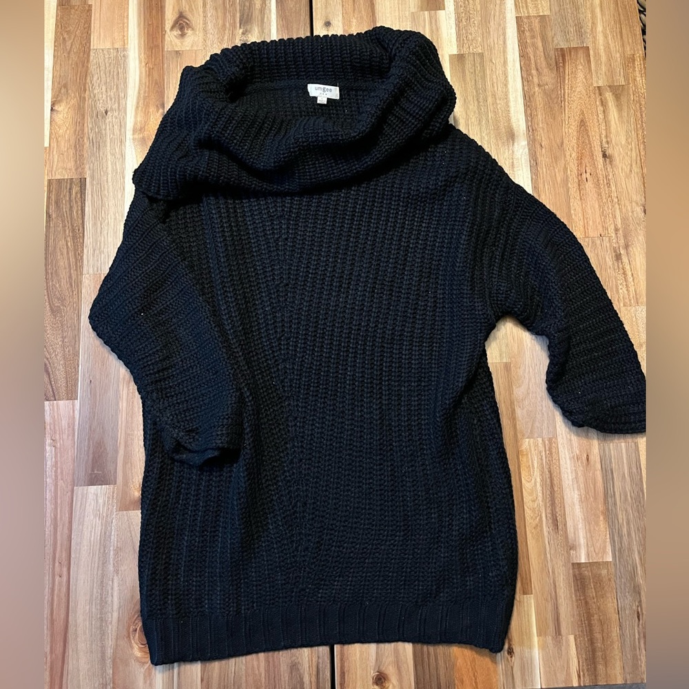 Black Umgee Sweater